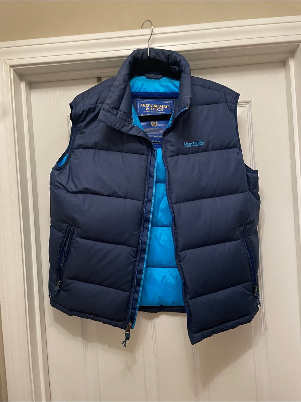 Abercrombie & Fitch Navy Vest with Bright Blue Lining